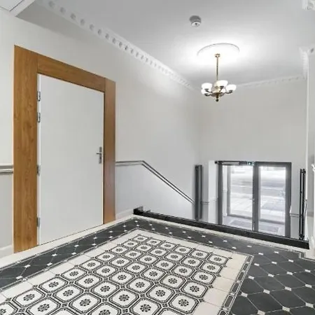 Comfort Deluxe In Centrum Апартаменты *
